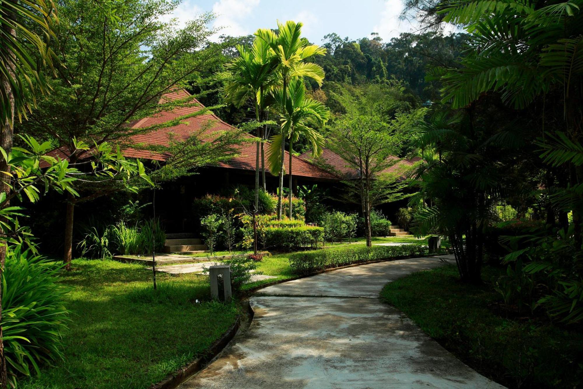 Khaolak Wanaburee Resort - Sha Extra Plus Khao Lak Dış mekan fotoğraf