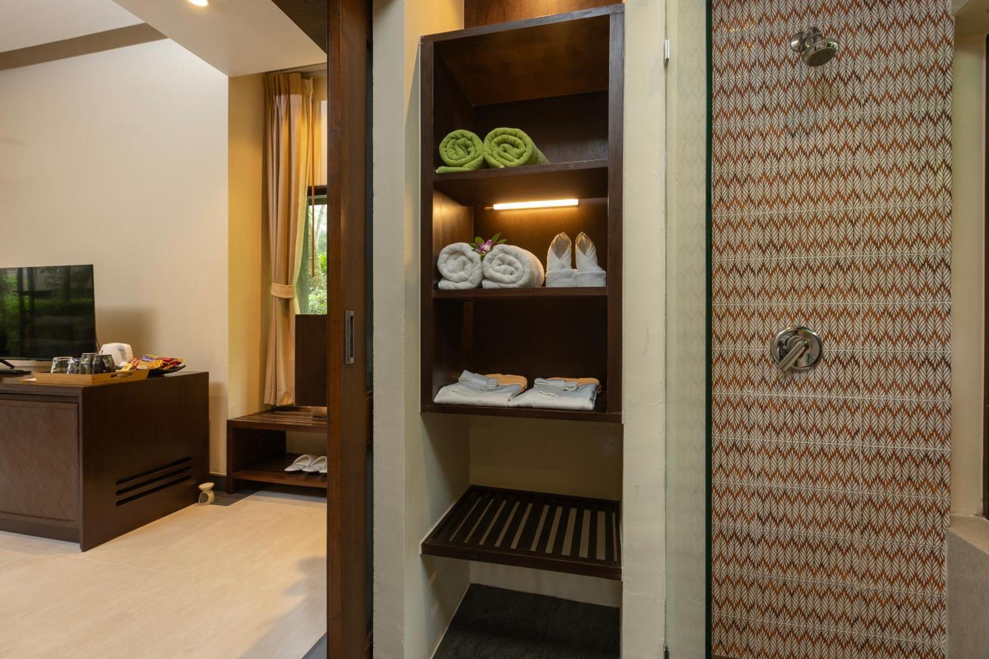Khaolak Wanaburee Resort - Sha Extra Plus Khao Lak Dış mekan fotoğraf