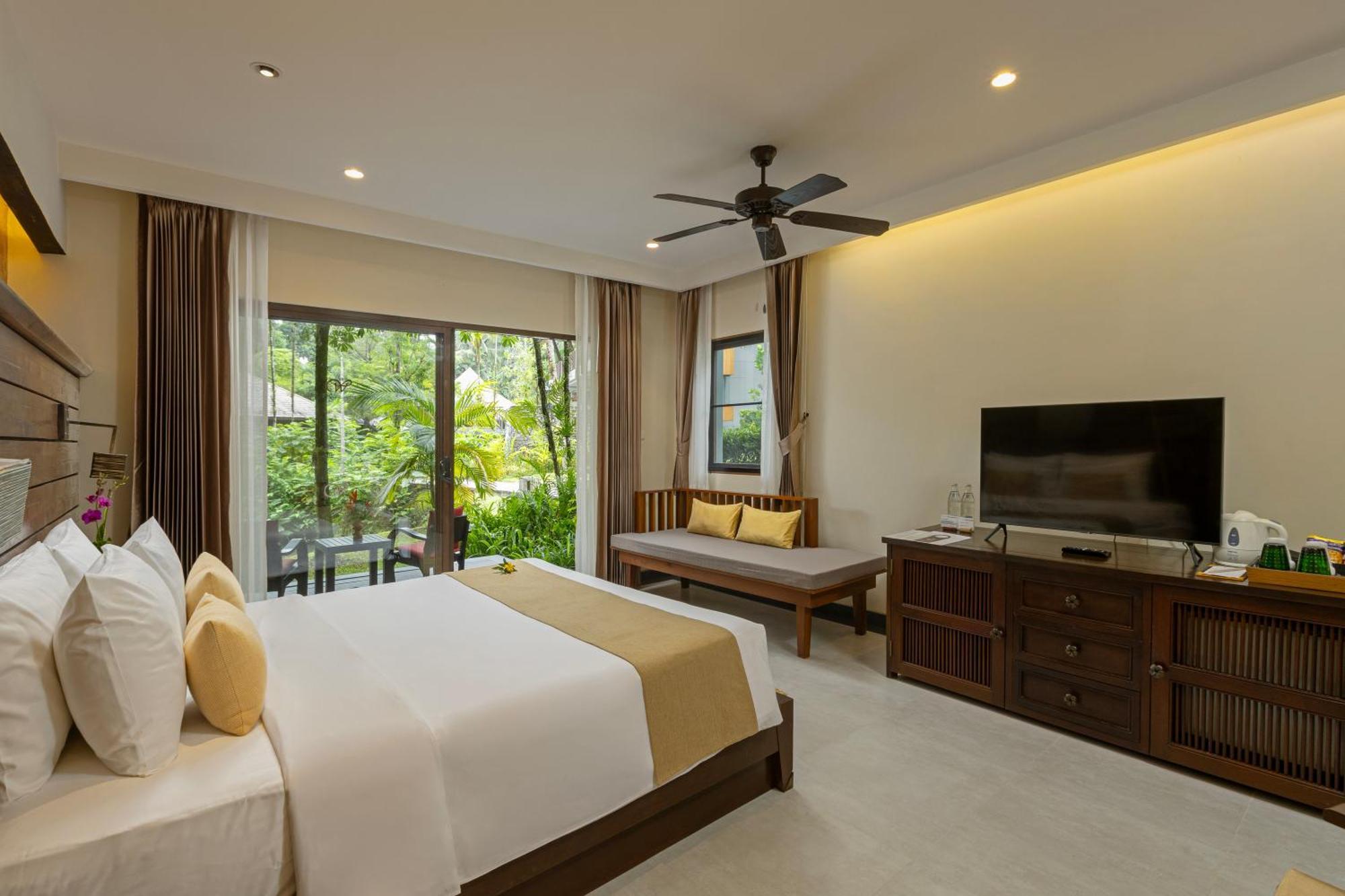 Khaolak Wanaburee Resort - Sha Extra Plus Khao Lak Dış mekan fotoğraf